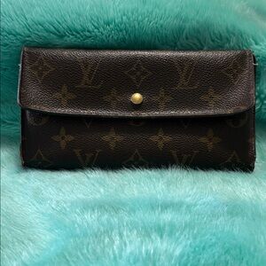 Louis Vuitton Dark Brown Monogram Wallet authentic Louis Vuitton